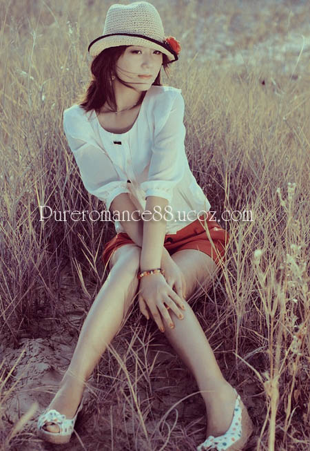 Photoshop调出黄紫色怀旧色彩人物照片 hm.src="/hm.js